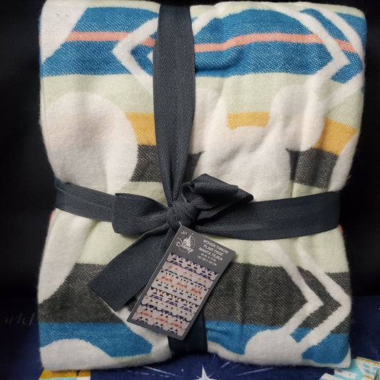 2021 Disney Park Mickey Mouse Ears Woven Stripe Throw Blanket Plaid Manta NEW