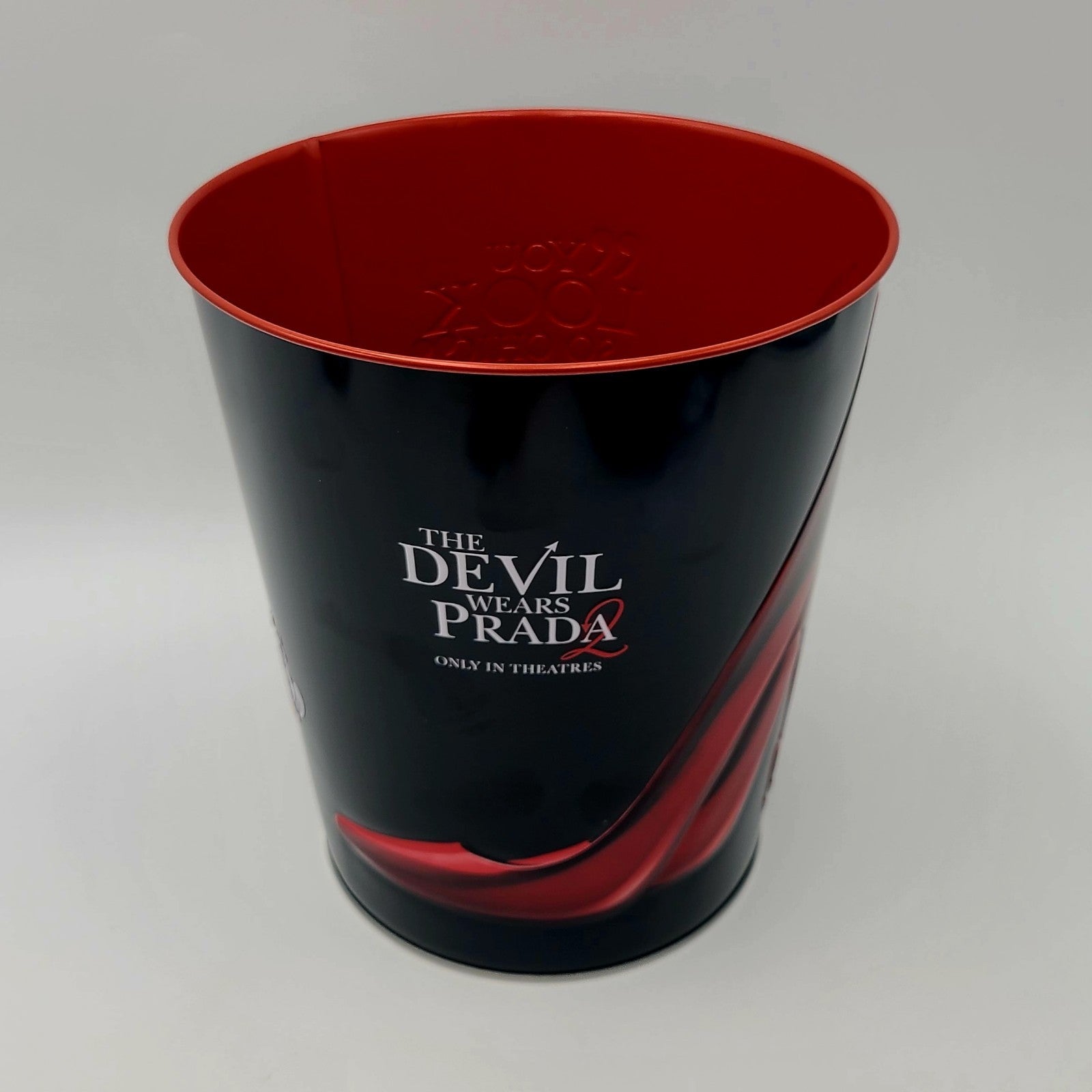 IN HAND The Devil Wears Prada 2 Movie 130 oz Tin Popcorn Bucket Cinemark So Chic