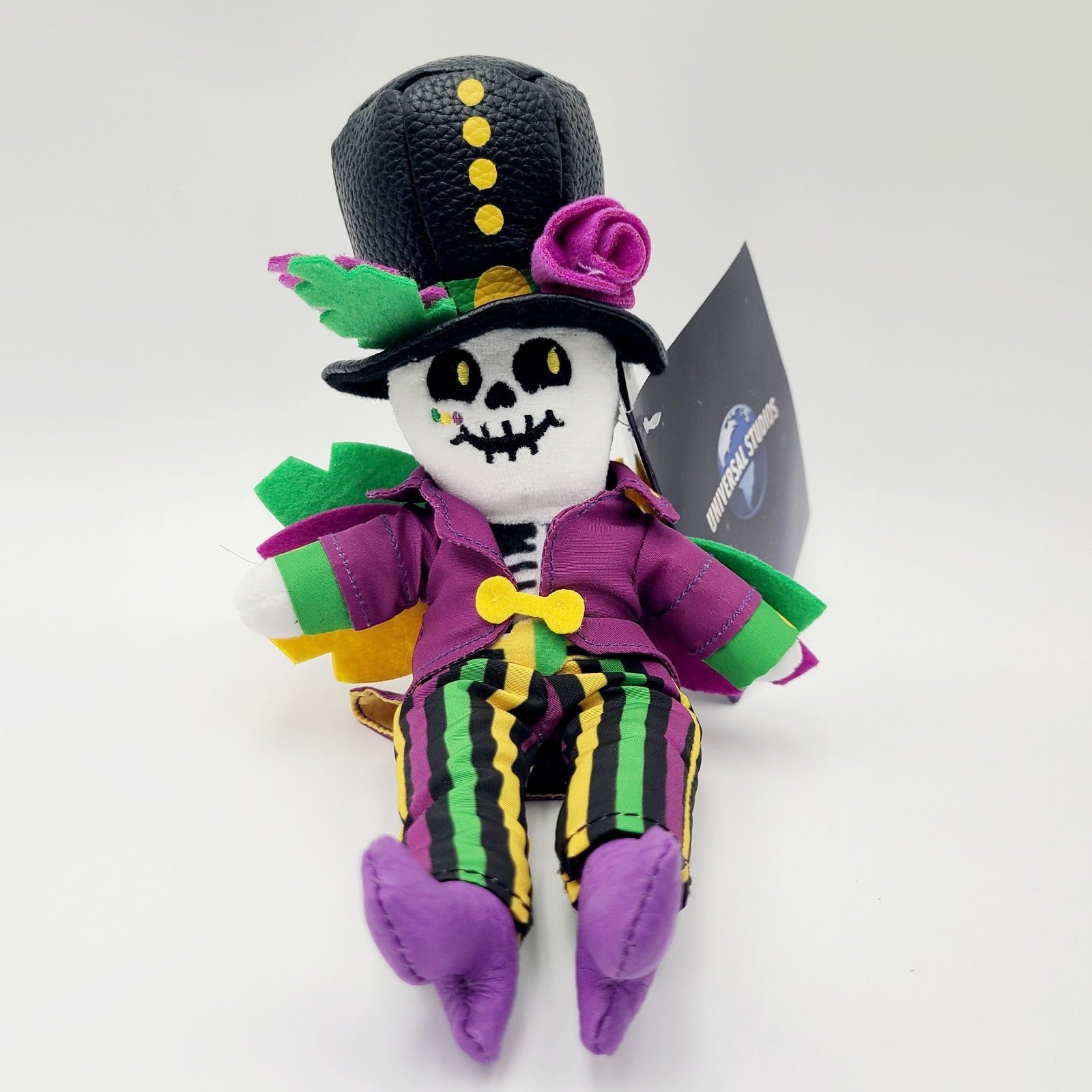(1) Universal Studios 2026 Mardi Gras Baron Tonton Skeleton Shoulder Pal Plush
