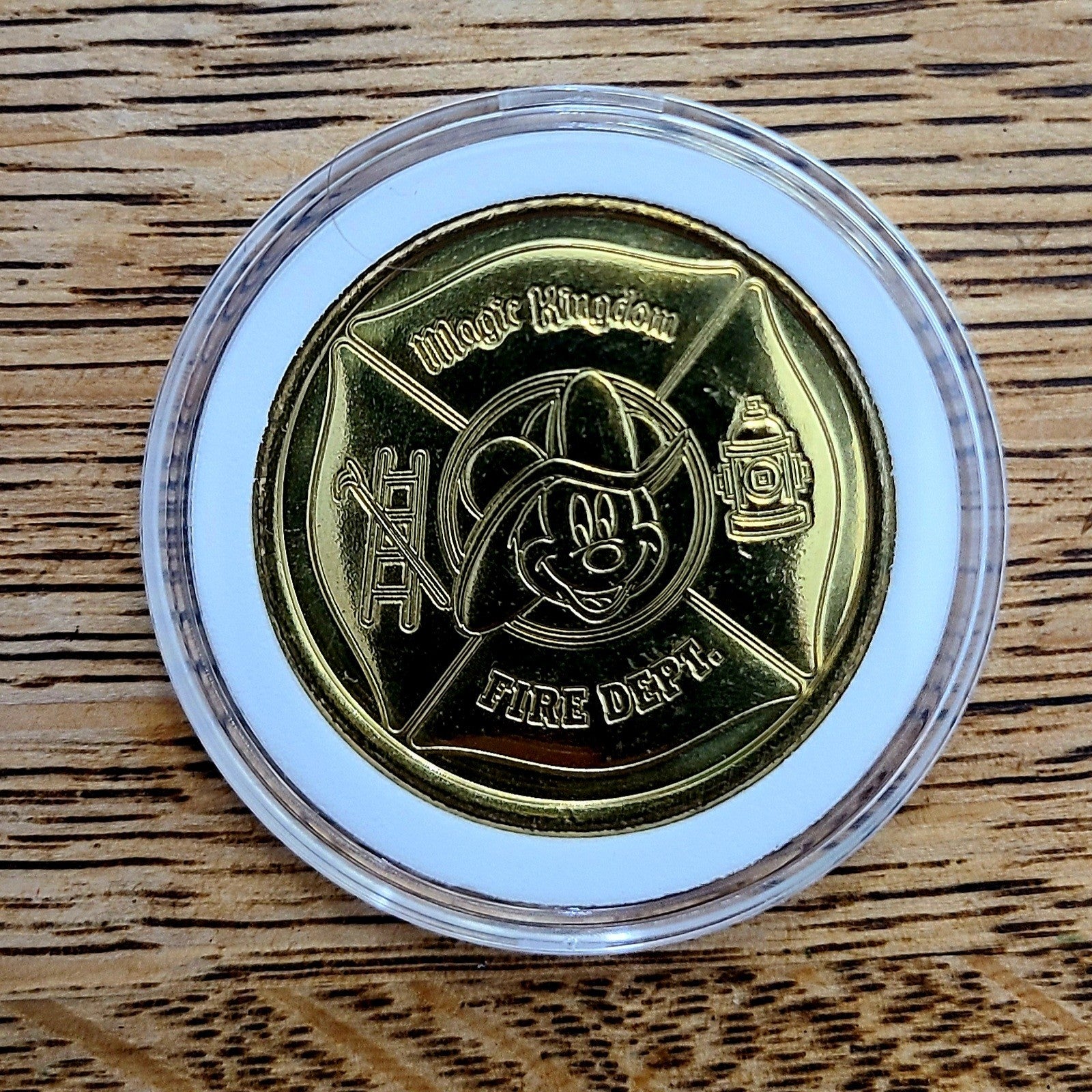 2024 Firefighter Mickey Coin Disney World Park Golden Color Metal Magic Kingdom