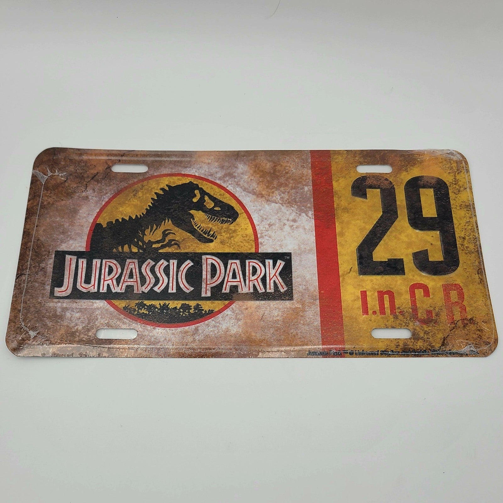 Universal Studio Jurassic Park Hammonds Jeep Distressed Metal License Plate Prop
