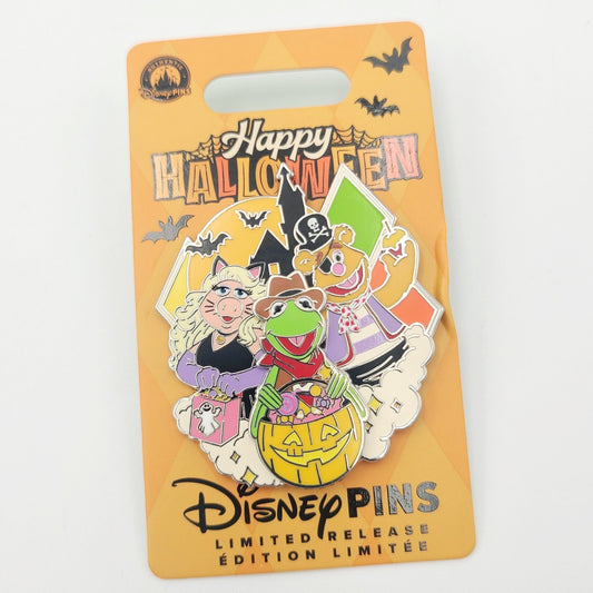 2026 Disney Park Happy Halloween Muppets Kermit Fozzie Miss Piggy Pin LR GITD