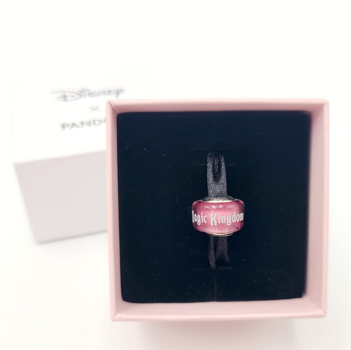 2026 Walt Disney World Parks Pandora Pink Magic Kingdom Murano Glass Charm New