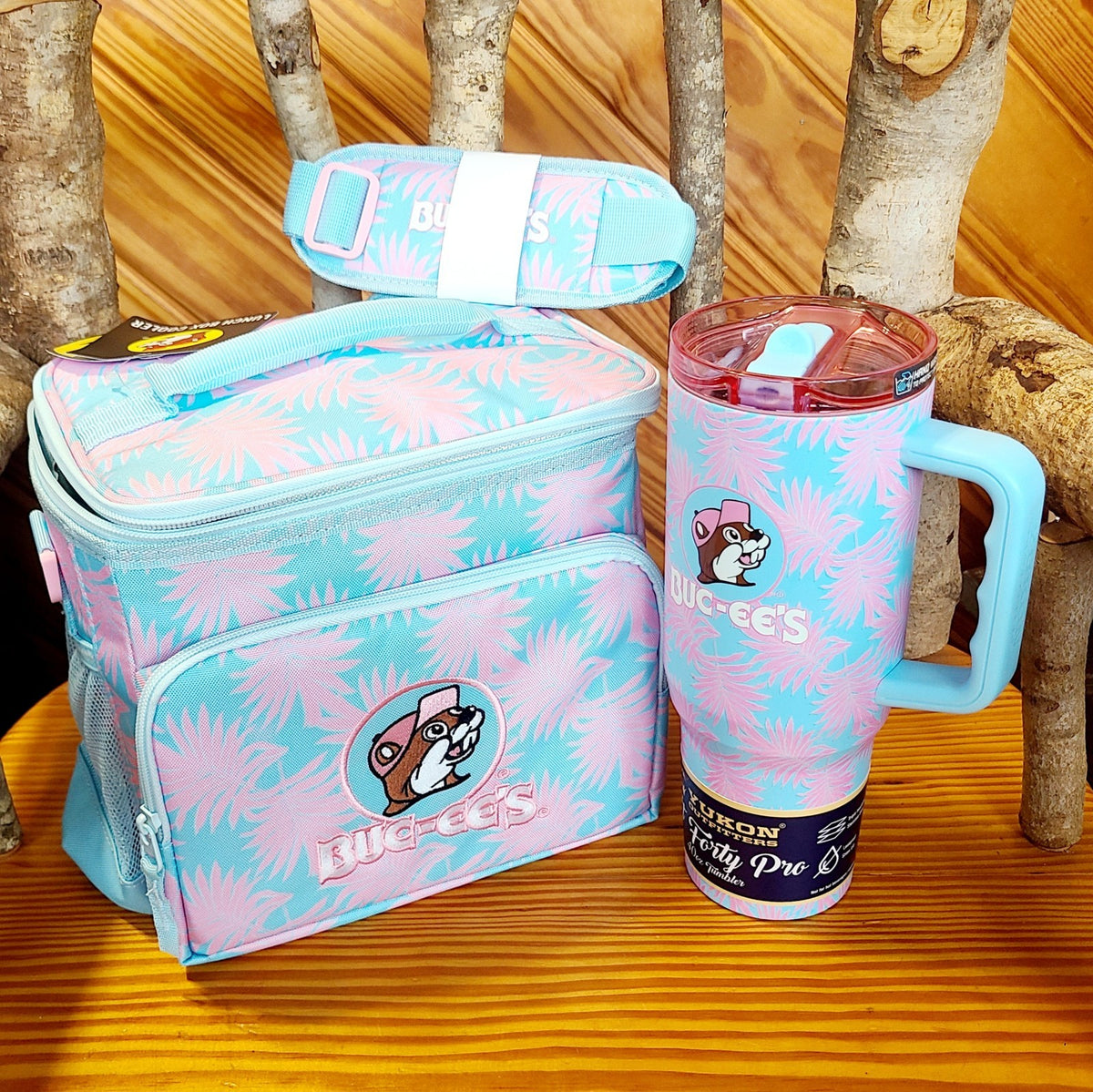 2026 Buc-ee's Pink Blue Palm Tree Thermal Lunchbox Tumbler 40oz W/ Handle Beaver