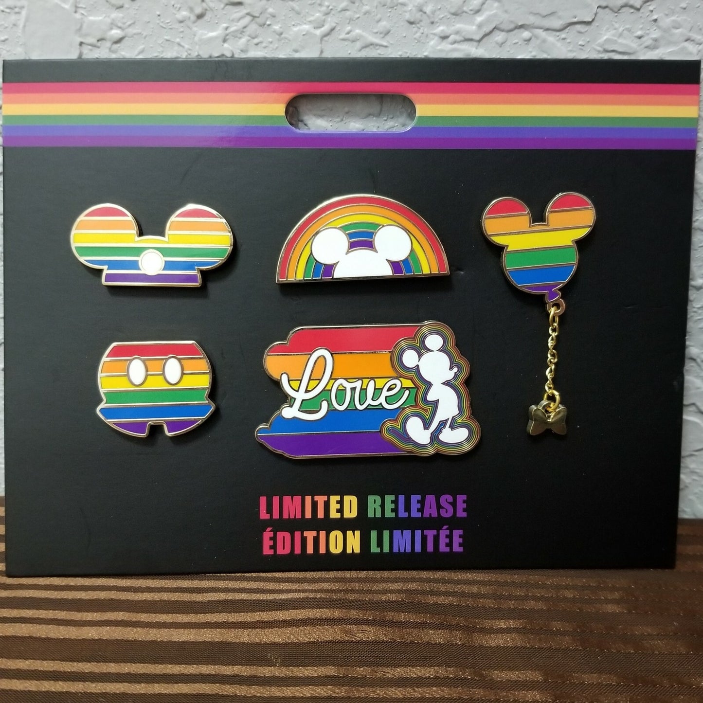 Disney Parks 5 Pin 2020 Rainbow Limited Release Set Love Pin Trading Mickey Ears