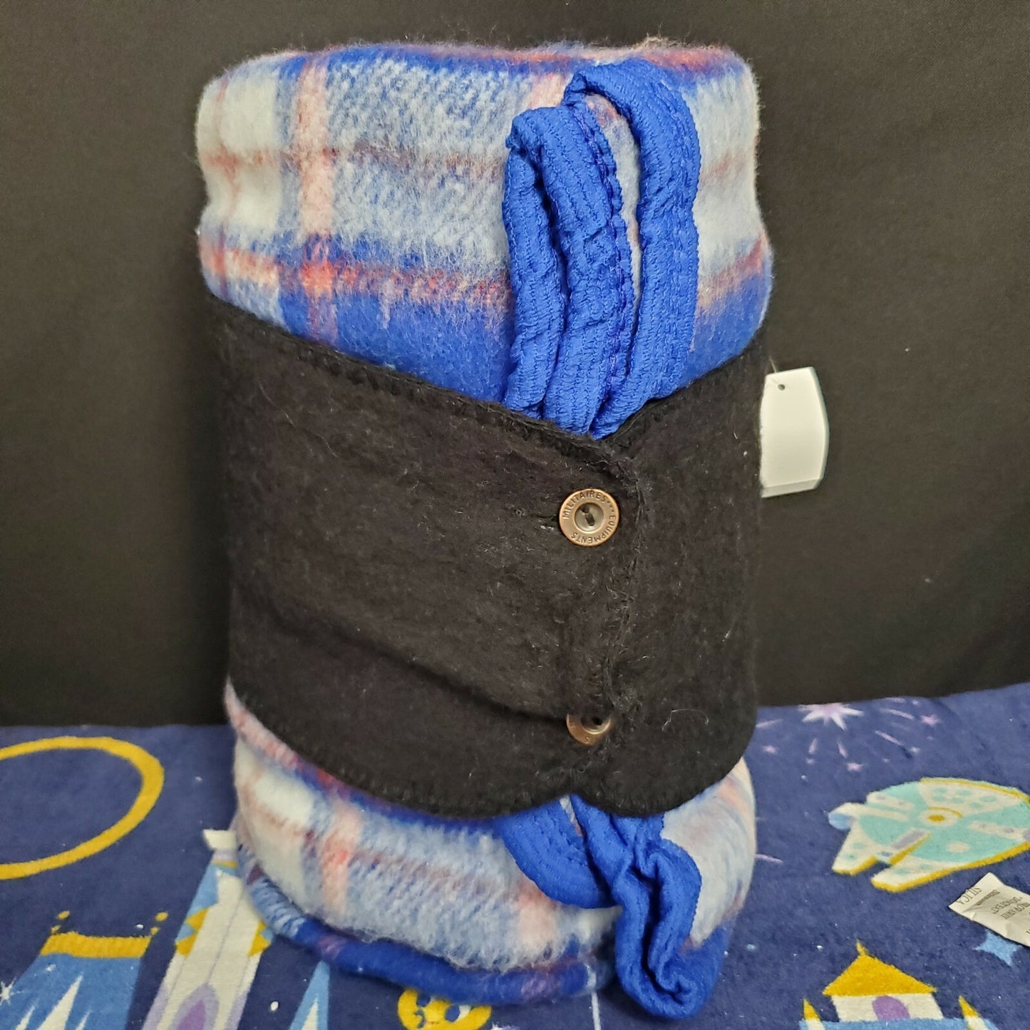 Disney Parks Animal Kingdom Earth Ragz Fleece Throw Blue & Red Plaid  53" x 77"