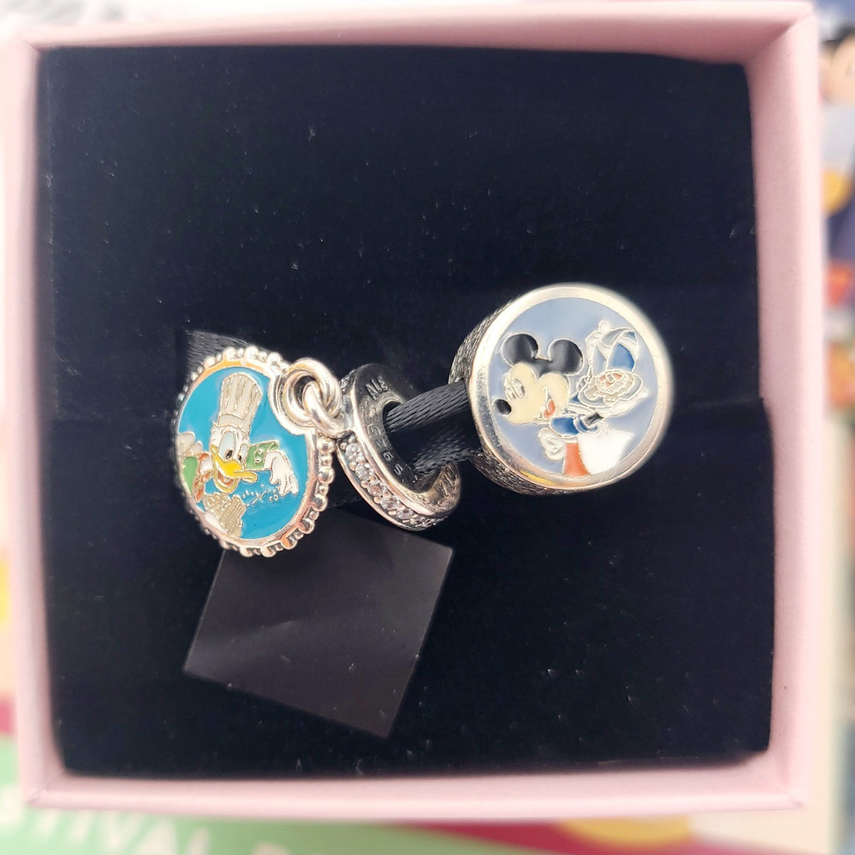 2026 Disney Parks Pandora Epcot Food Wine Mickey Minnie 2 Piece Charm Set Donald