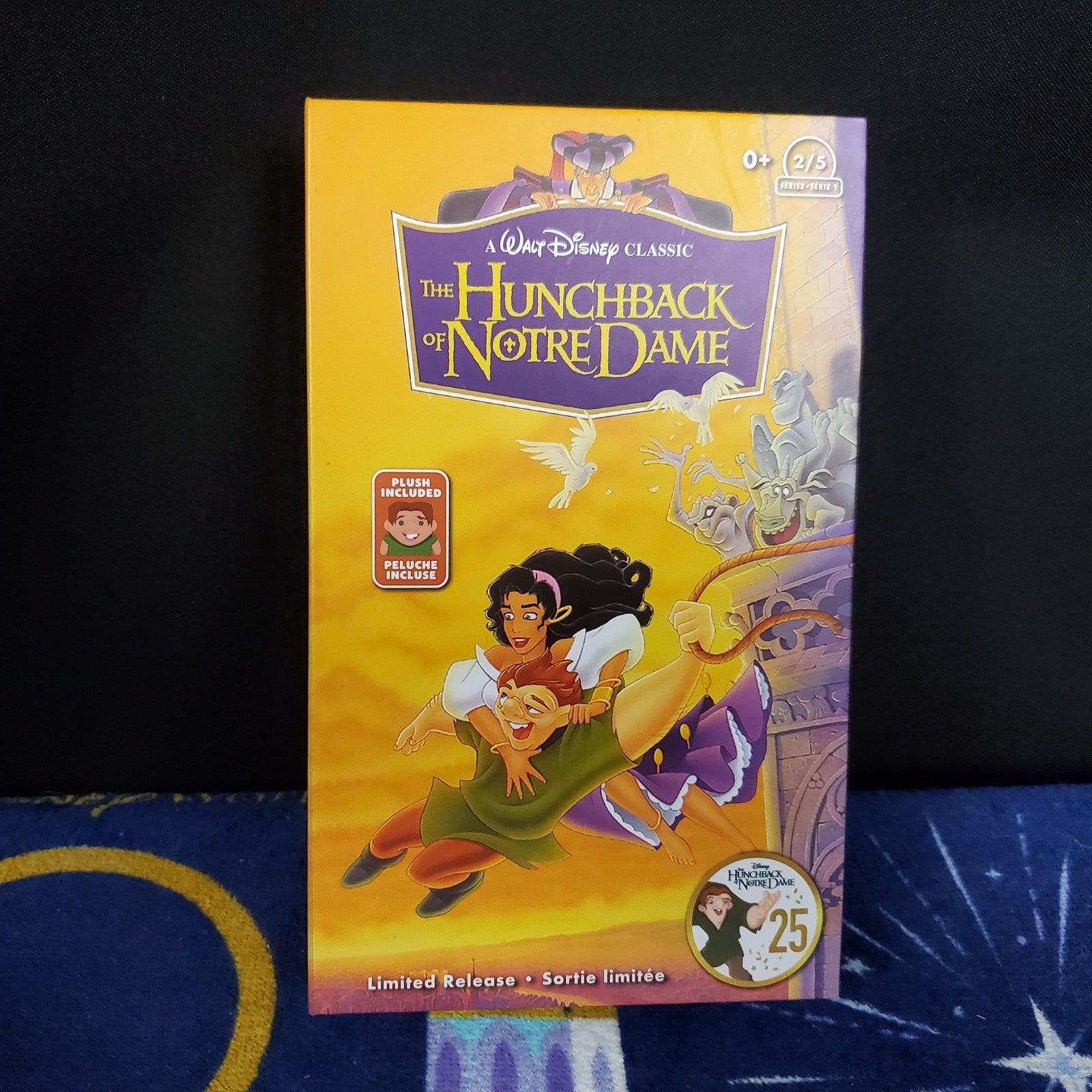 *The Hunchback of Notre Dame VHS Box & Small Plush Set* Walt Disney World Parks