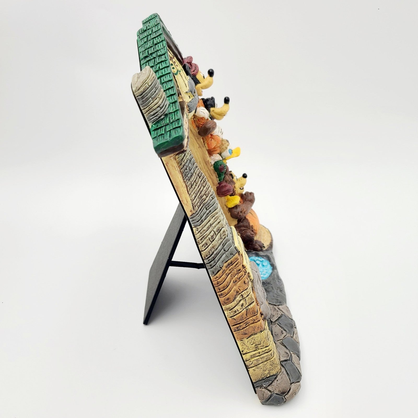 Disney Park Wilderness Lodge Resort Mickey Donald Goofy Totem Pole Picture Frame