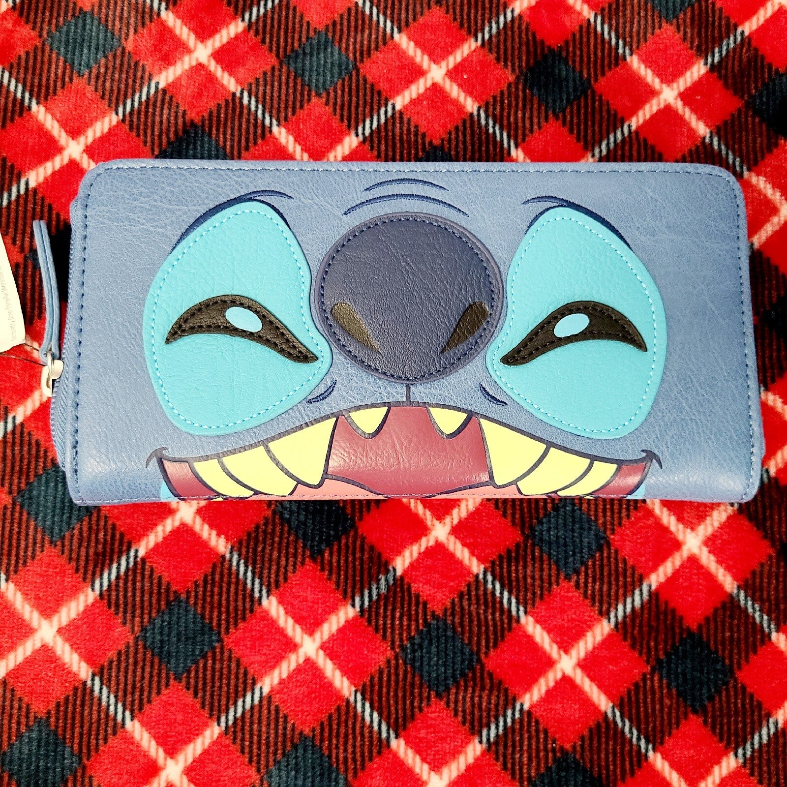 *Stitch Loungefly Wallet* Walt Disney World Parks Stitch Blue Face 2023