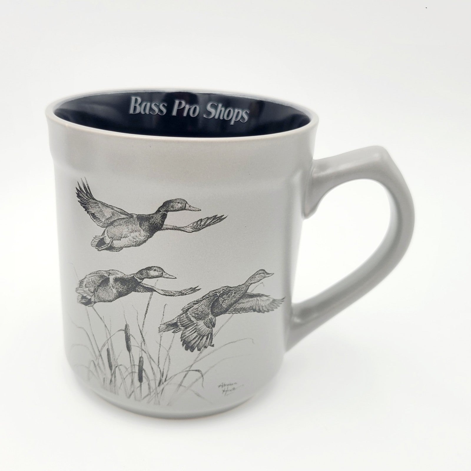 Bass Pro Shops Flying Duck Bird Mug Nature Art 16 fl oz Coffee Gray Grey Color