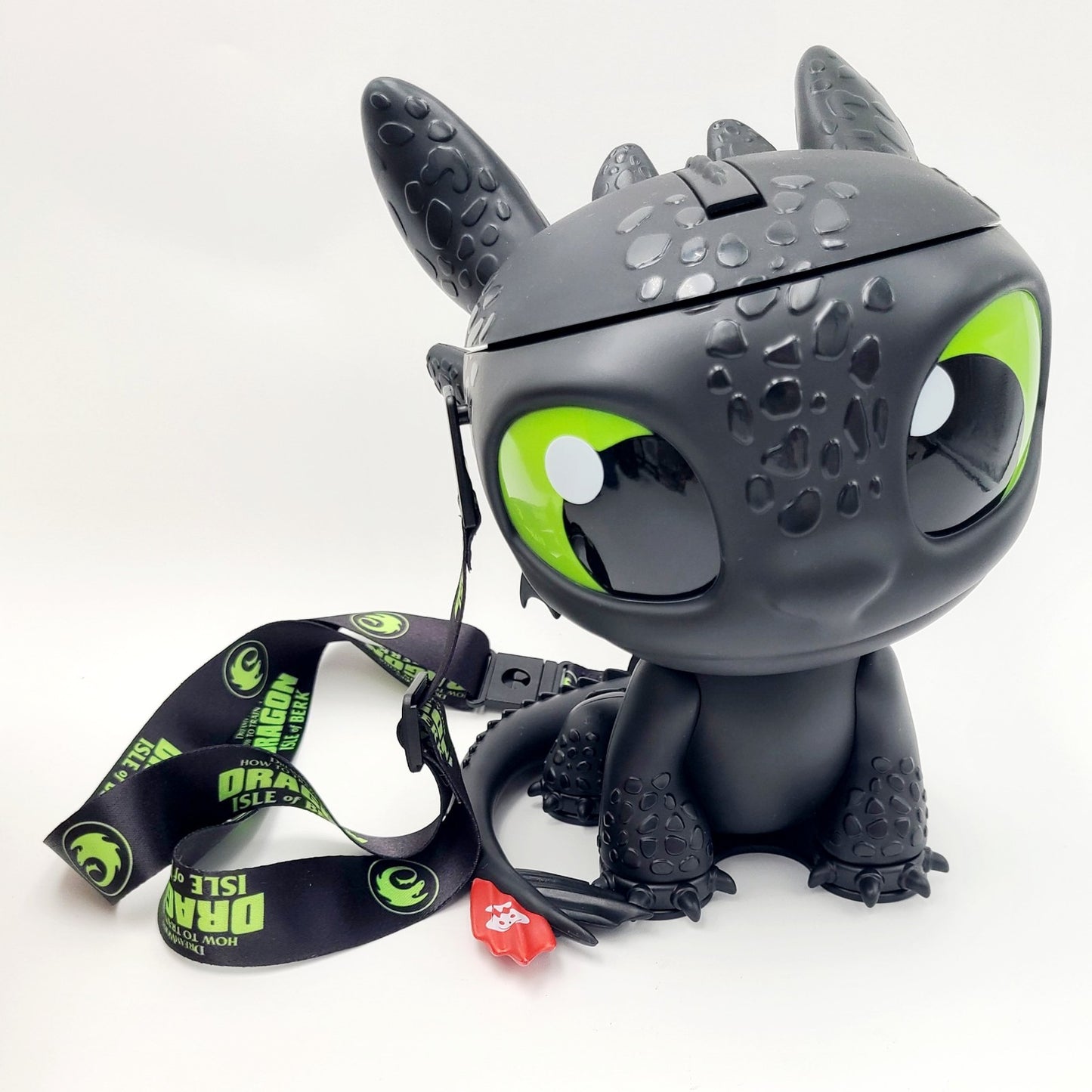 *SIPPER* 2025 Epic Universe Universal How To Train Your Dragon Toothless Drink