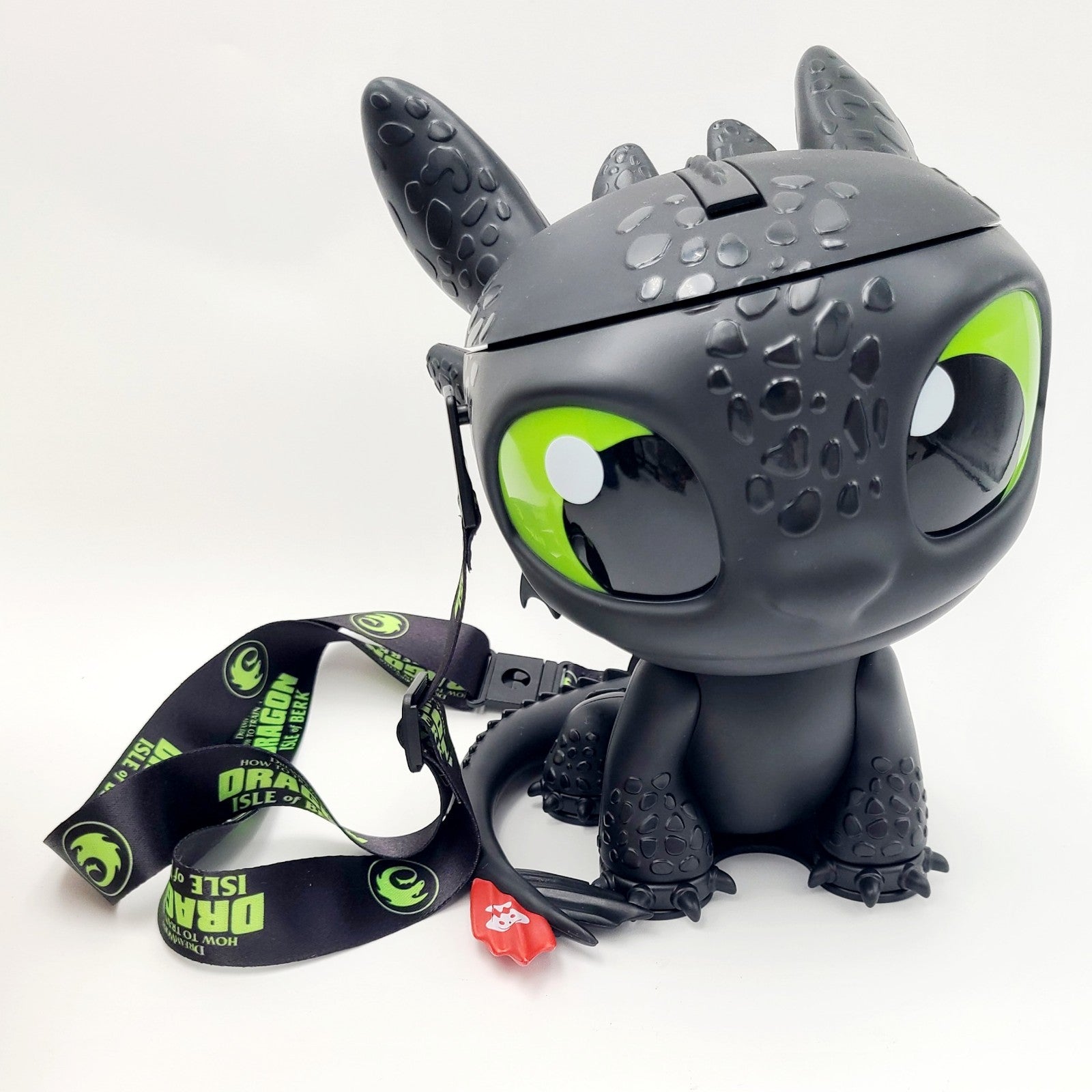 *SIPPER* 2025 Epic Universe Universal How To Train Your Dragon Toothless Drink