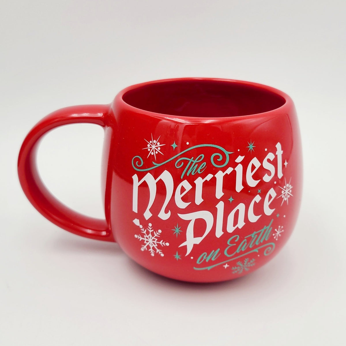 Disney Parks 2026 Christmas Holiday Santa Mickey Mouse Ceramic Coffee Mug 16 Oz