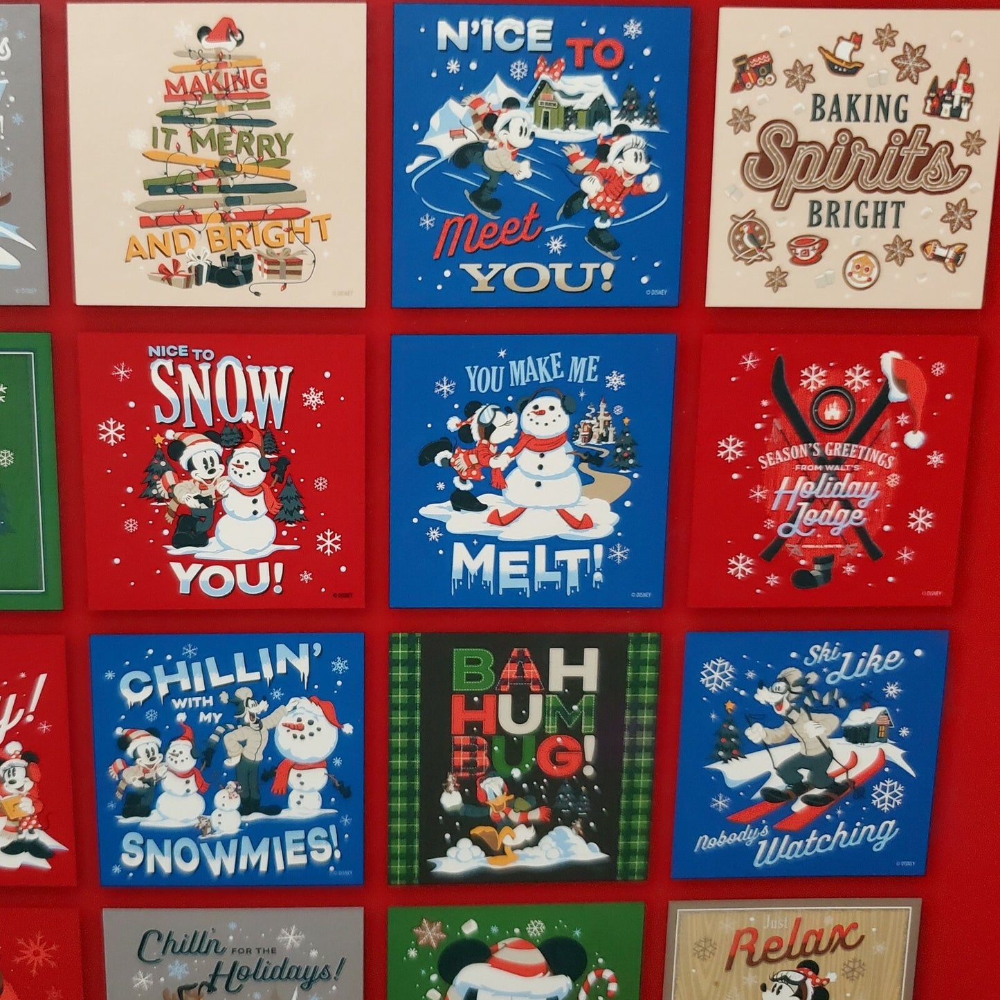 Disney Park Mickey Mouse & Friends Mini Puzzle Advent Calendar Christmas Holiday