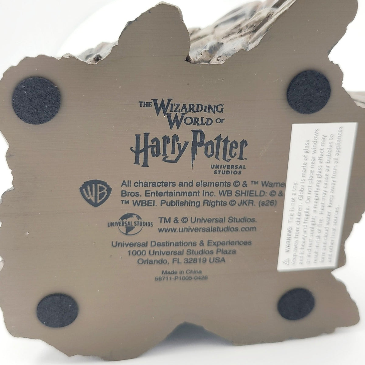 NEW Universal Studios Wizarding World Of Harry Potter Hogwarts Castle Snow Globe