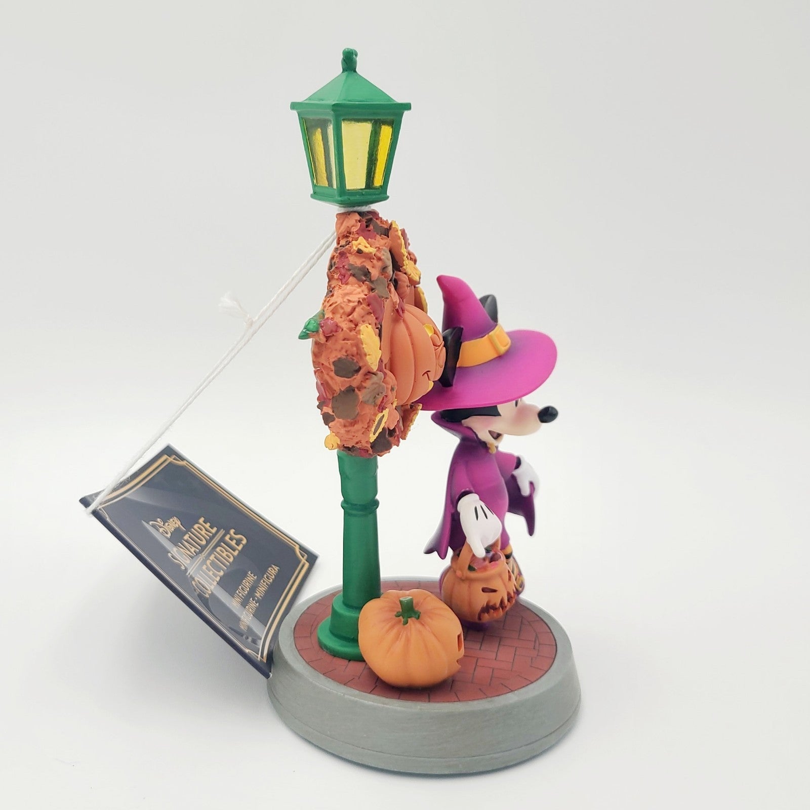 2026 Disney World Parks Halloween Magic Kingdom Minnie Mouse Pumpkin 6” Figure