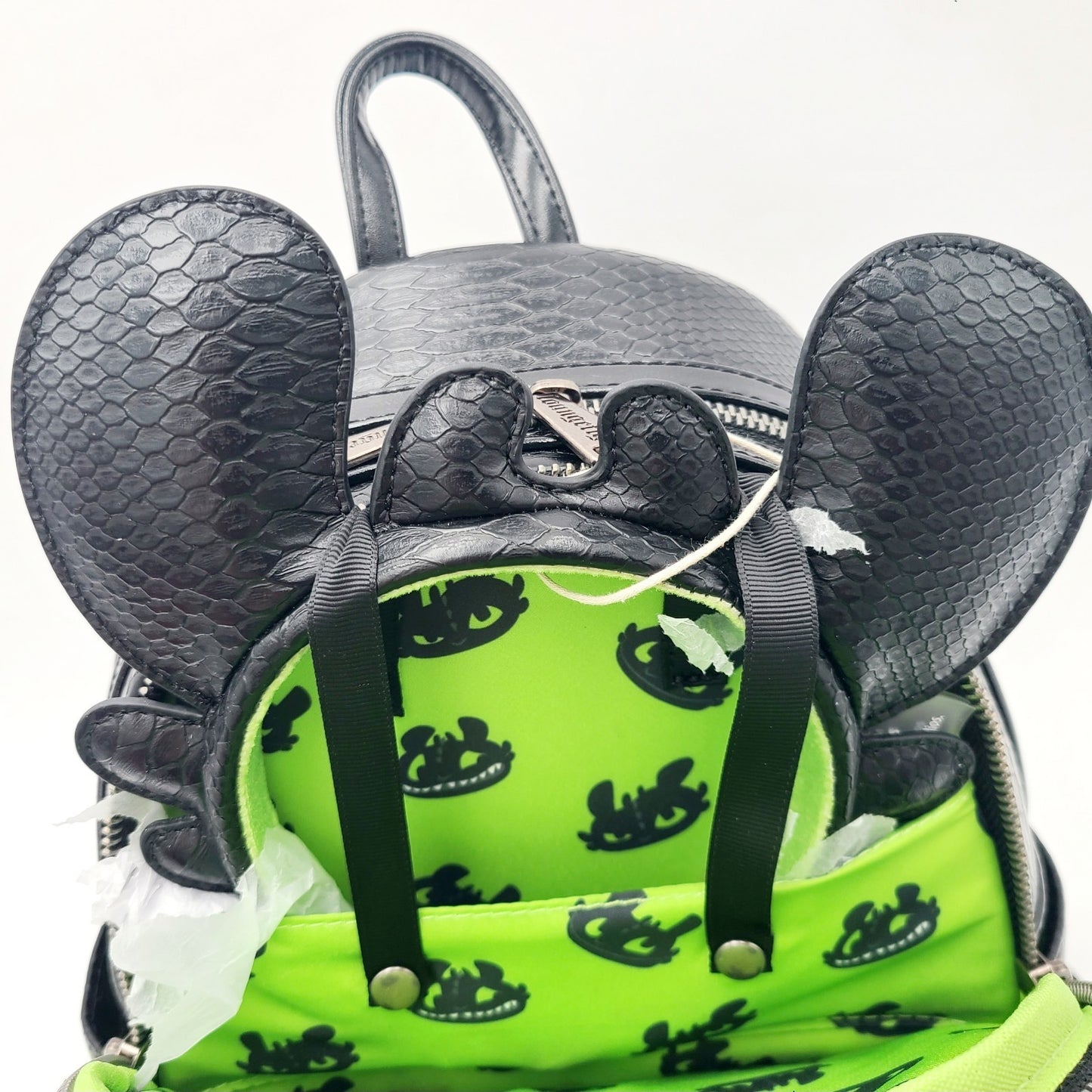 Loungefly Universal Studios EPIC How To Train Dragon Toothless Headband Backpack