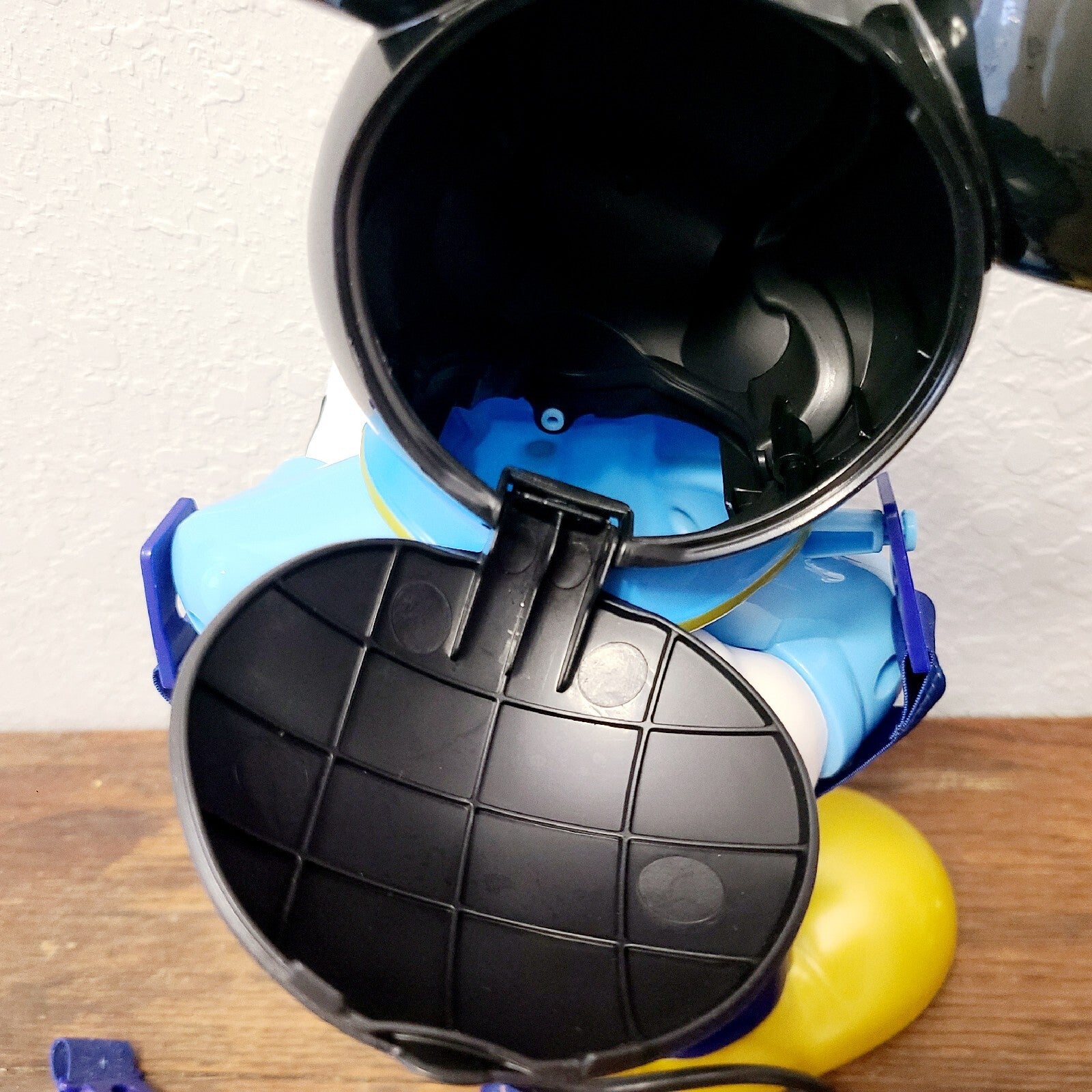 Walt Disney World Park 50th Anniversary Popcorn Bucket & 100 Years Mickey Sipper