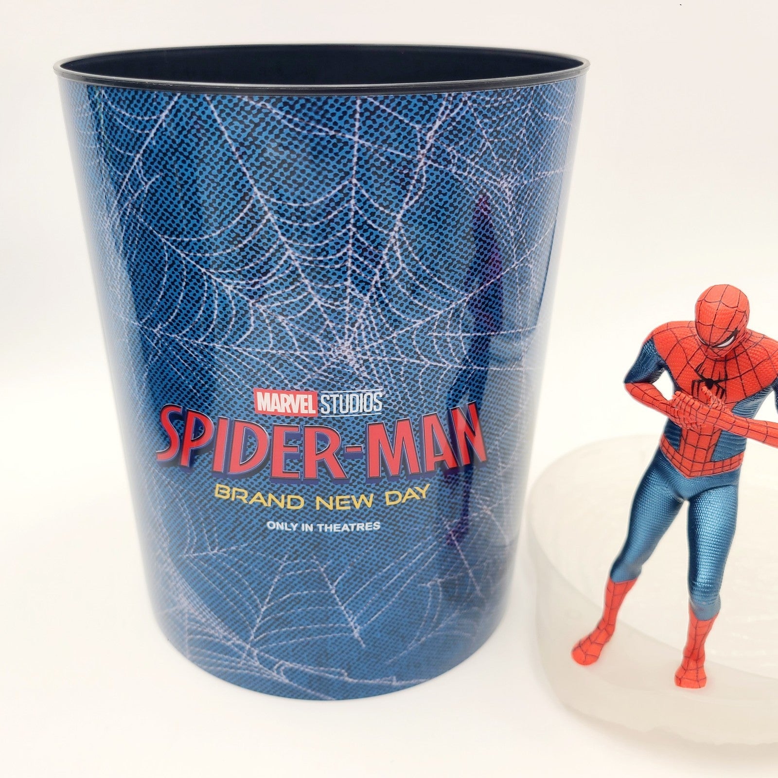 NEW Spider-Man Brand New Day Web Popcorn Bucket w/ Lid Hanging Figure Cinemark