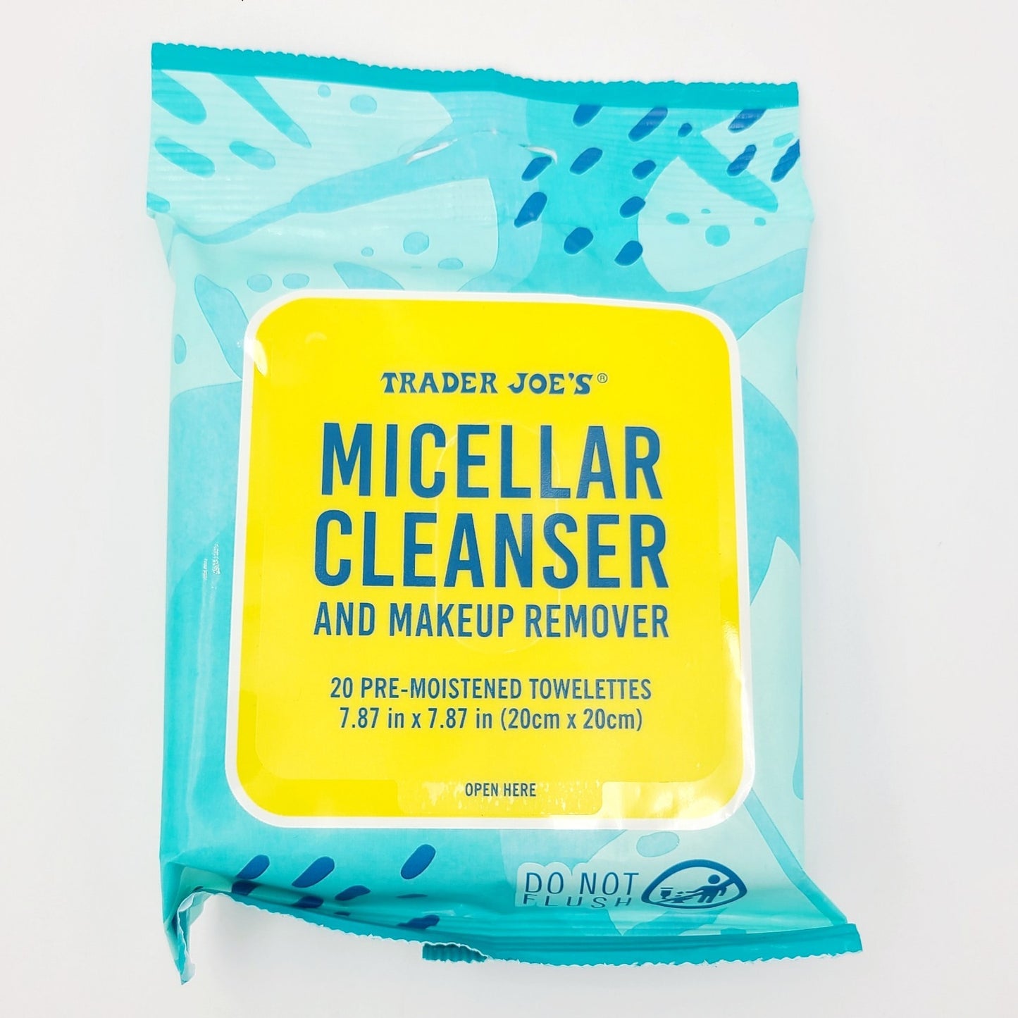 Trader Joe’s Micellar Cleanser & Makeup Remover Pre-Moistened Towelettes 20ct
