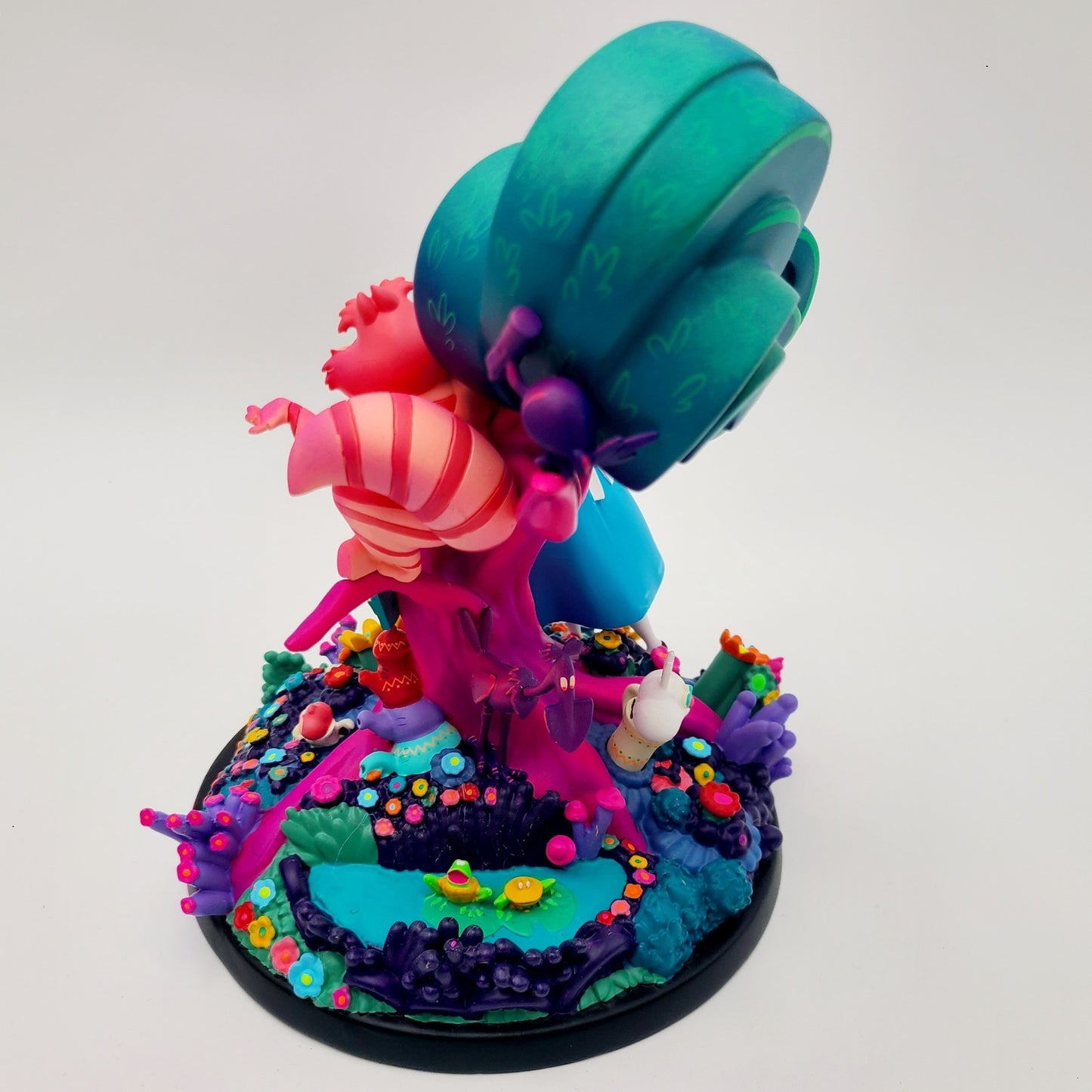 NEW Walt Disney World Parks Alice in Wonderland Glow-in-the-Dark Figurine Figure