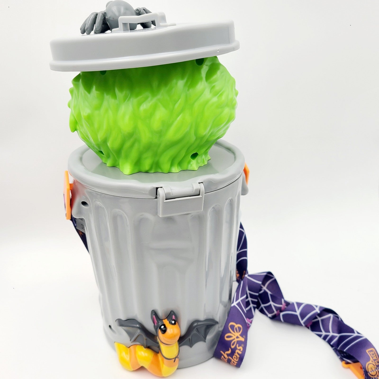 2025 Sea World Park Halloween Spooktacular Oscar the Grouch Popcorn BOO Bucket