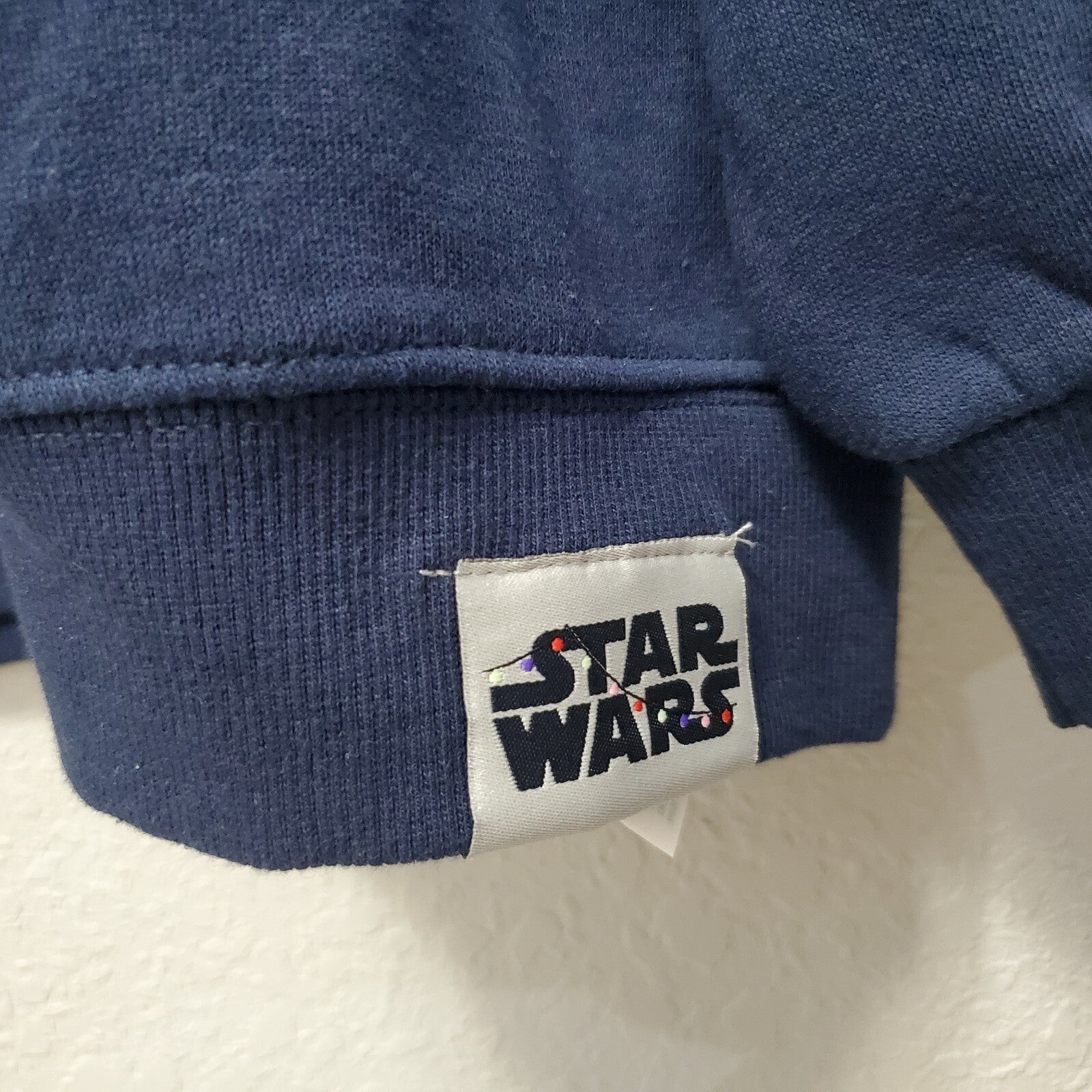XL Disney Parks Star Wars Merry Force Be With You The Child Sweatshirt Baby Yoda