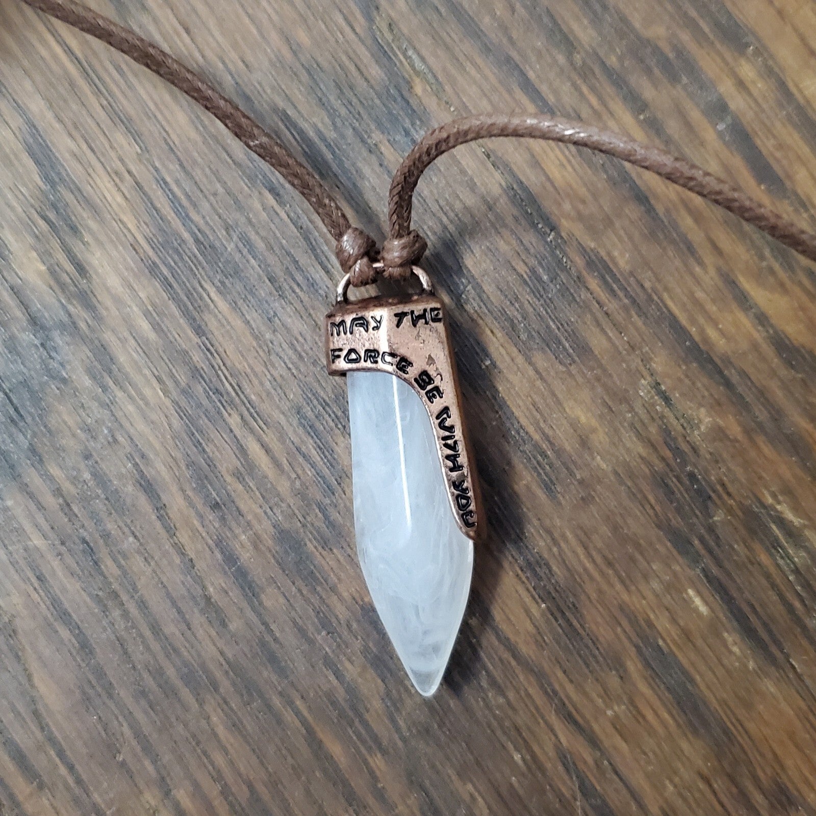 Disney World Star Wars Galaxy’s Edge White Kyber Crystal Necklace Dok-Ondar's