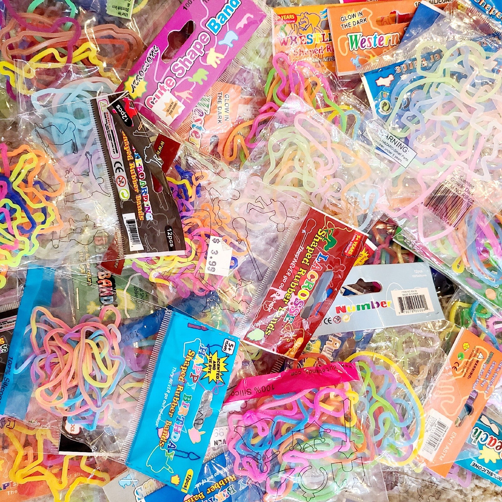 NEW 30 Packs = 360 Individual Pieces Assorted Silly Bands Rubber Band Bracelets