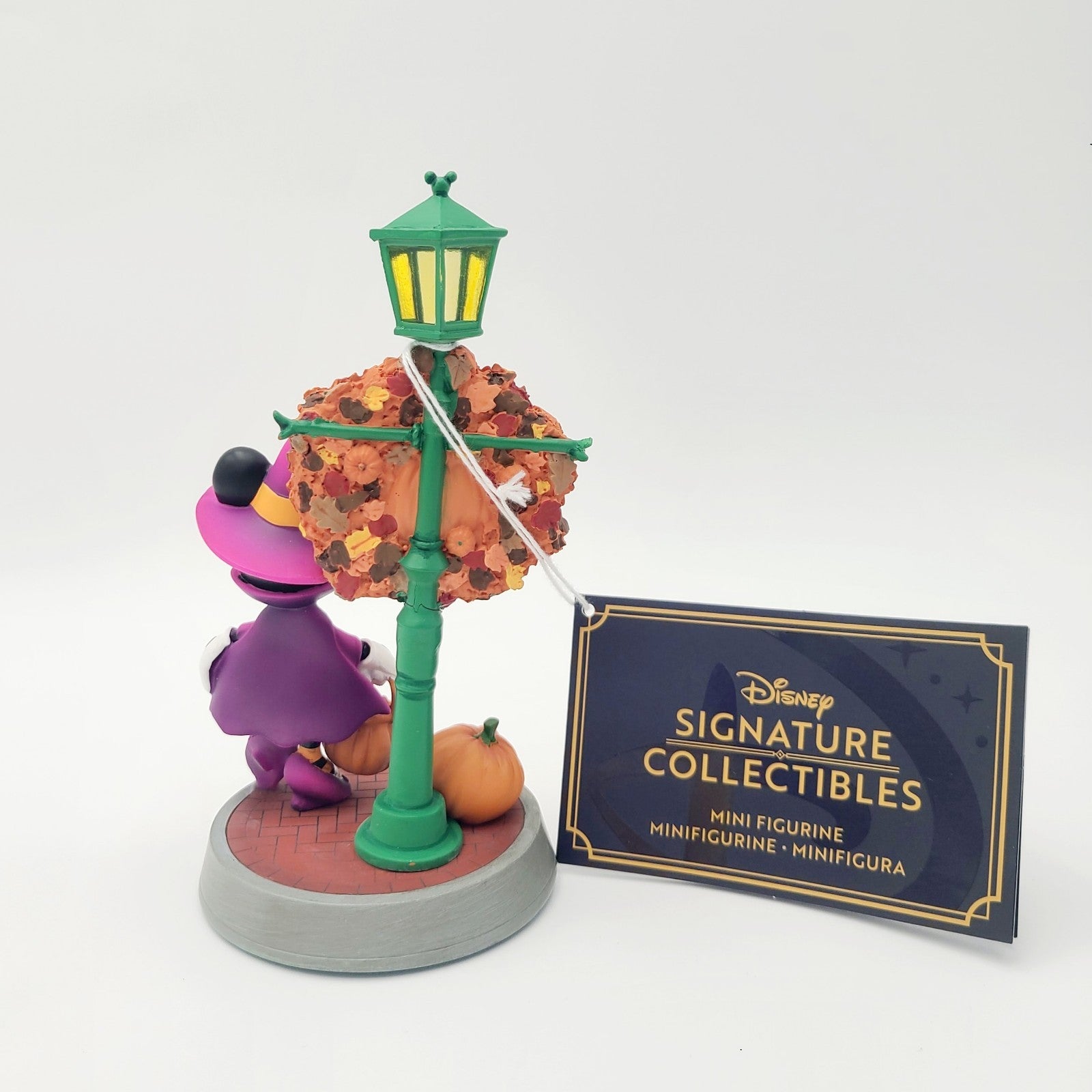 2026 Disney World Parks Halloween Magic Kingdom Minnie Mouse Pumpkin 6” Figure