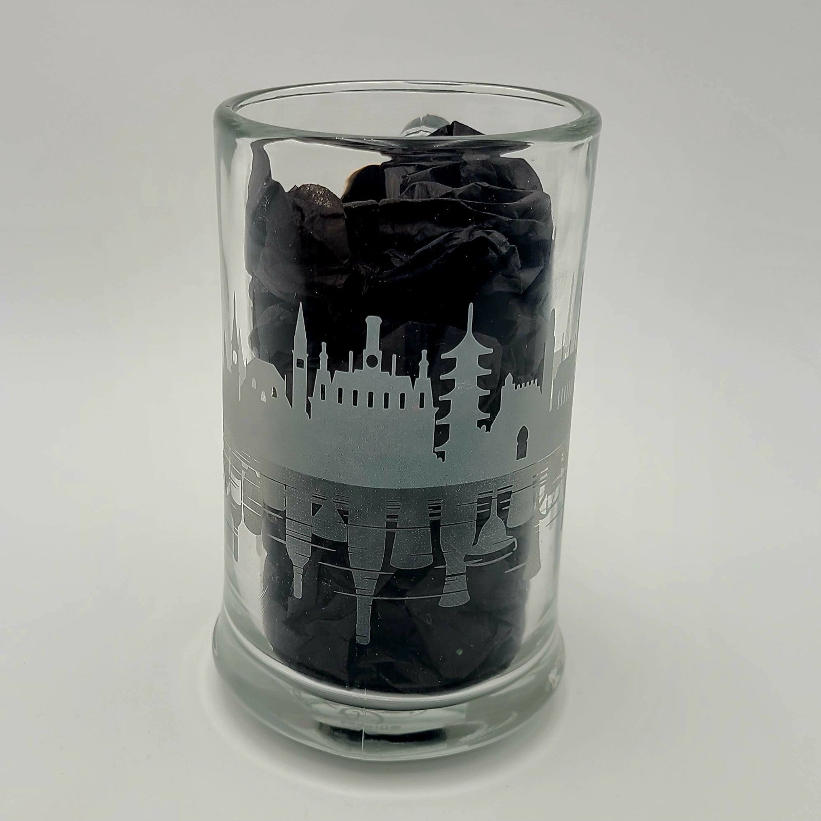 (1) Walt Disney World Parks EPCOT Showcase Pavilion Etched Glass Beer Mug Stein