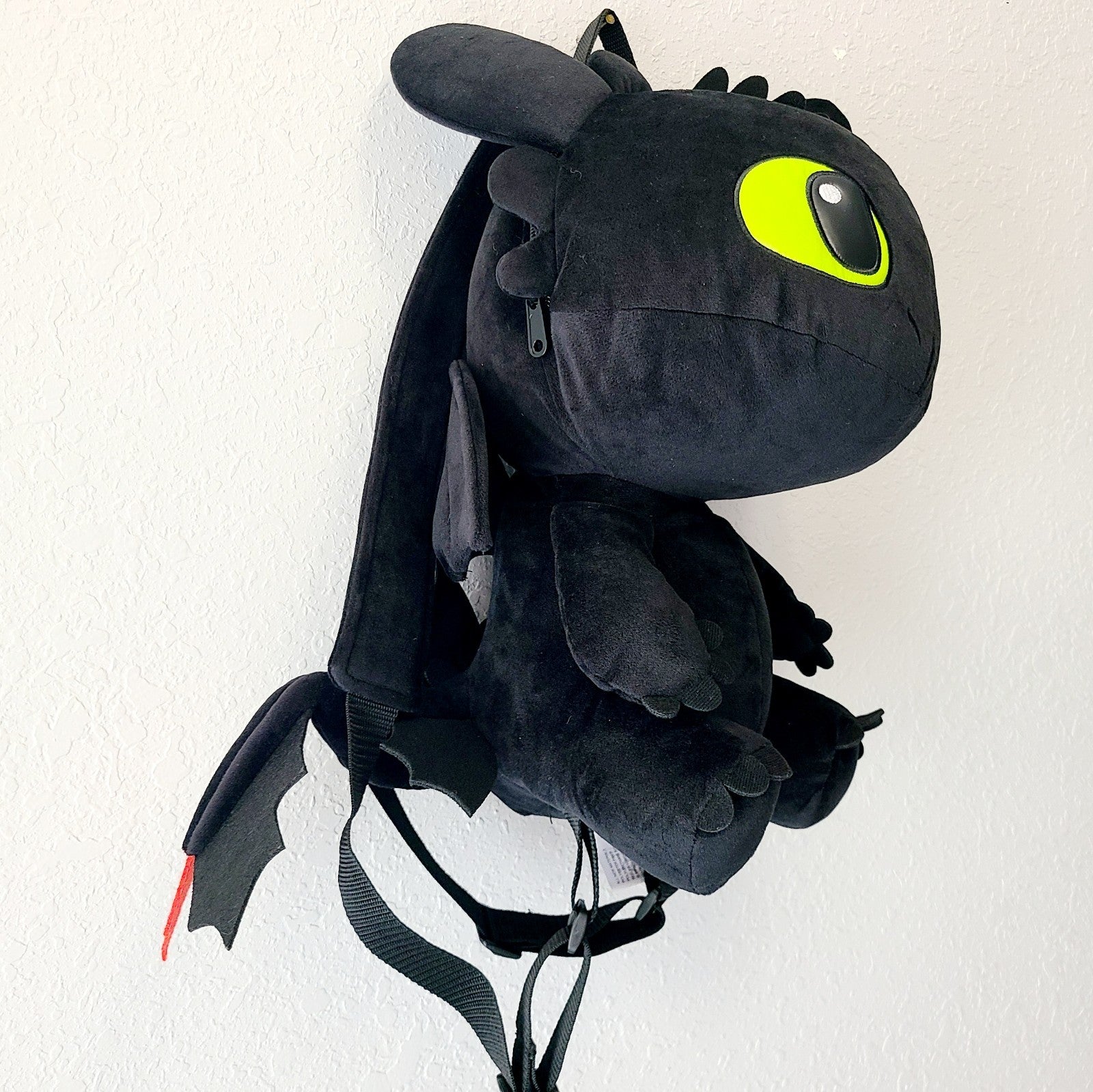 2024 Universal Studios EPIC Universe How To Train Your Dragon Toothless Backpack