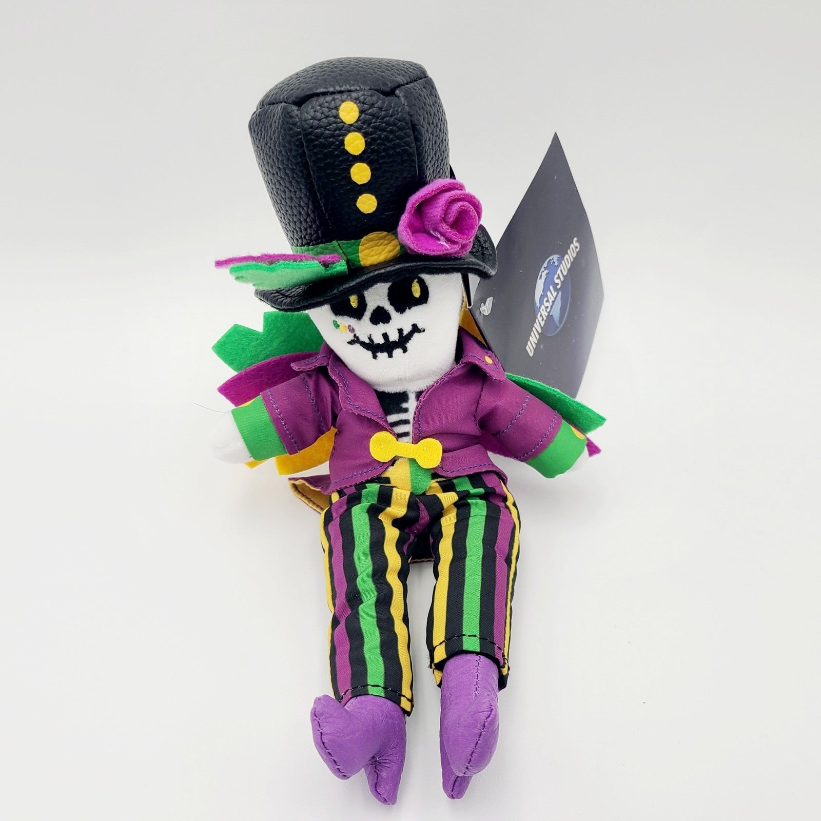(1) Universal Studios 2026 Mardi Gras Baron Tonton Skeleton Shoulder Pal Plush