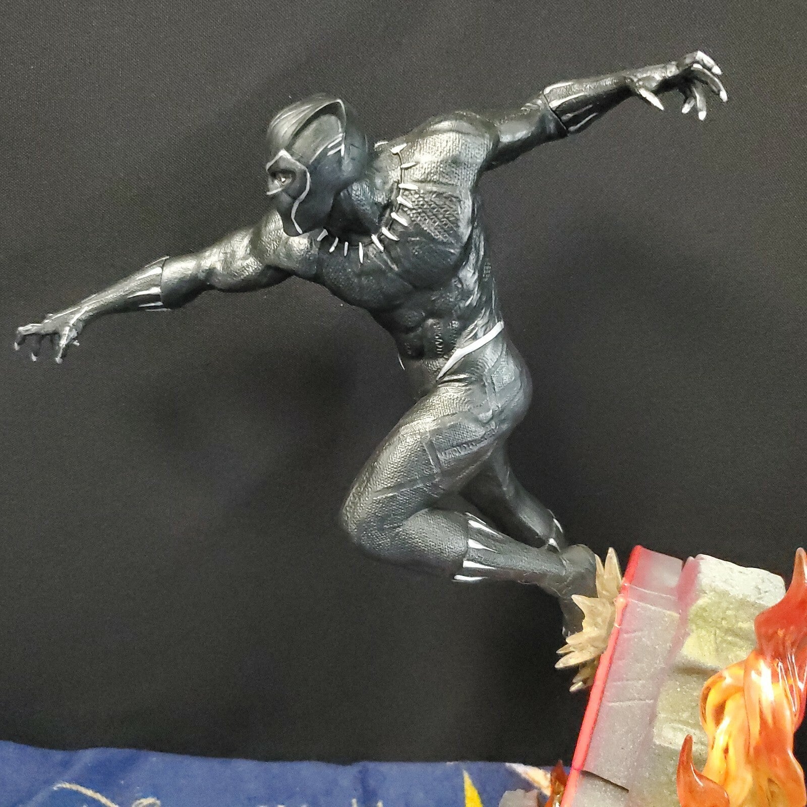 Disney Parks Marvel Black Panther 14" Figure Statue Diamond Select Toys Resin LE