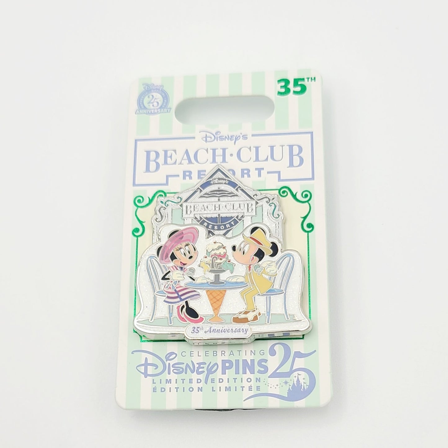 2025 Disney Parks 35th Anniversary  Beach Club Resort Mickey Minnie Pin LE 2000