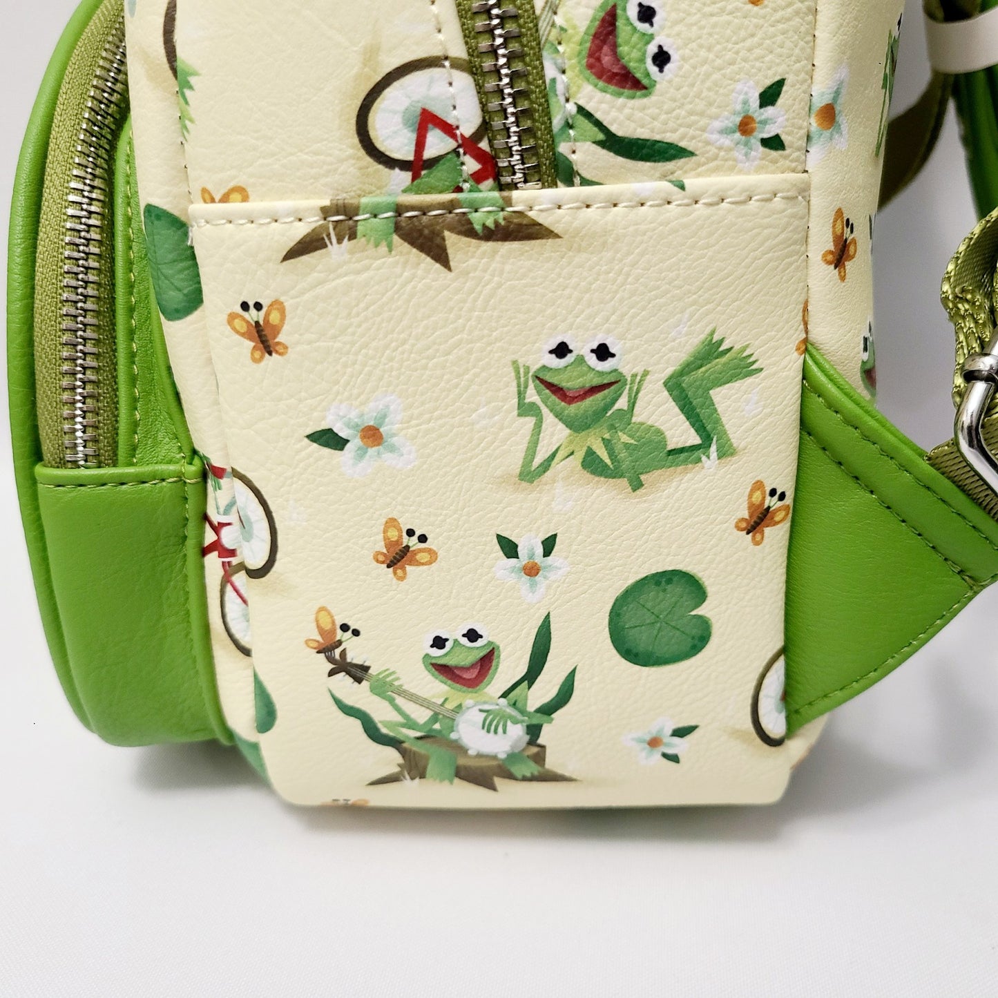 NEW Walt Disney World Parks Muppets Kermit The Frog Mini Loungefly Backpack NWT