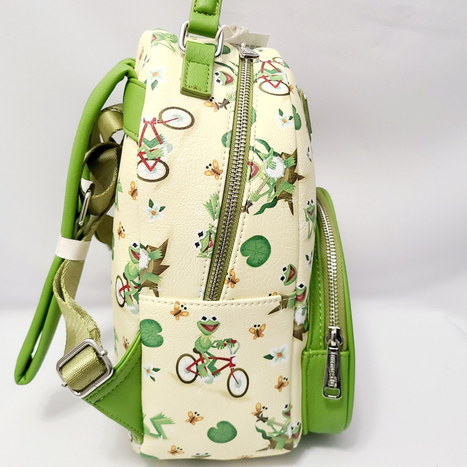 NEW Walt Disney World Parks Muppets Kermit The Frog Mini Loungefly Backpack NWT